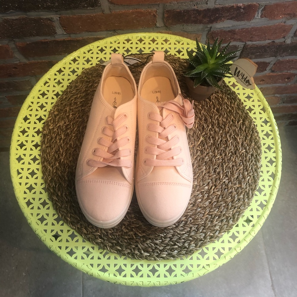 CANVAS BLUSH SNEAKERS